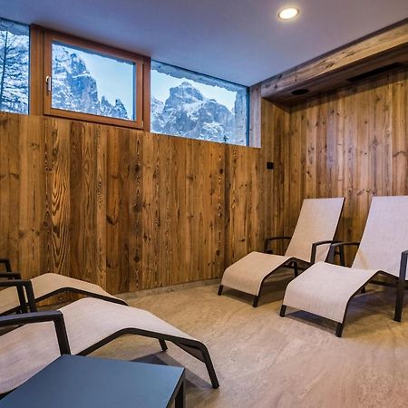 Garni Larix Hotell Colfosco Exteriör bild