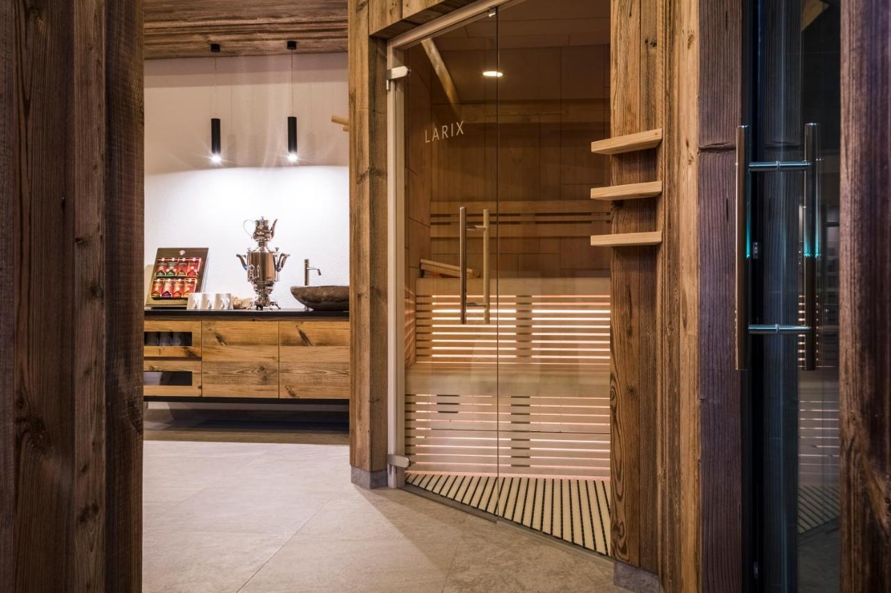 Garni Larix Hotell Colfosco Exteriör bild